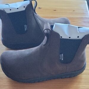 Barefoot Style Waterproof Chelsea Boots